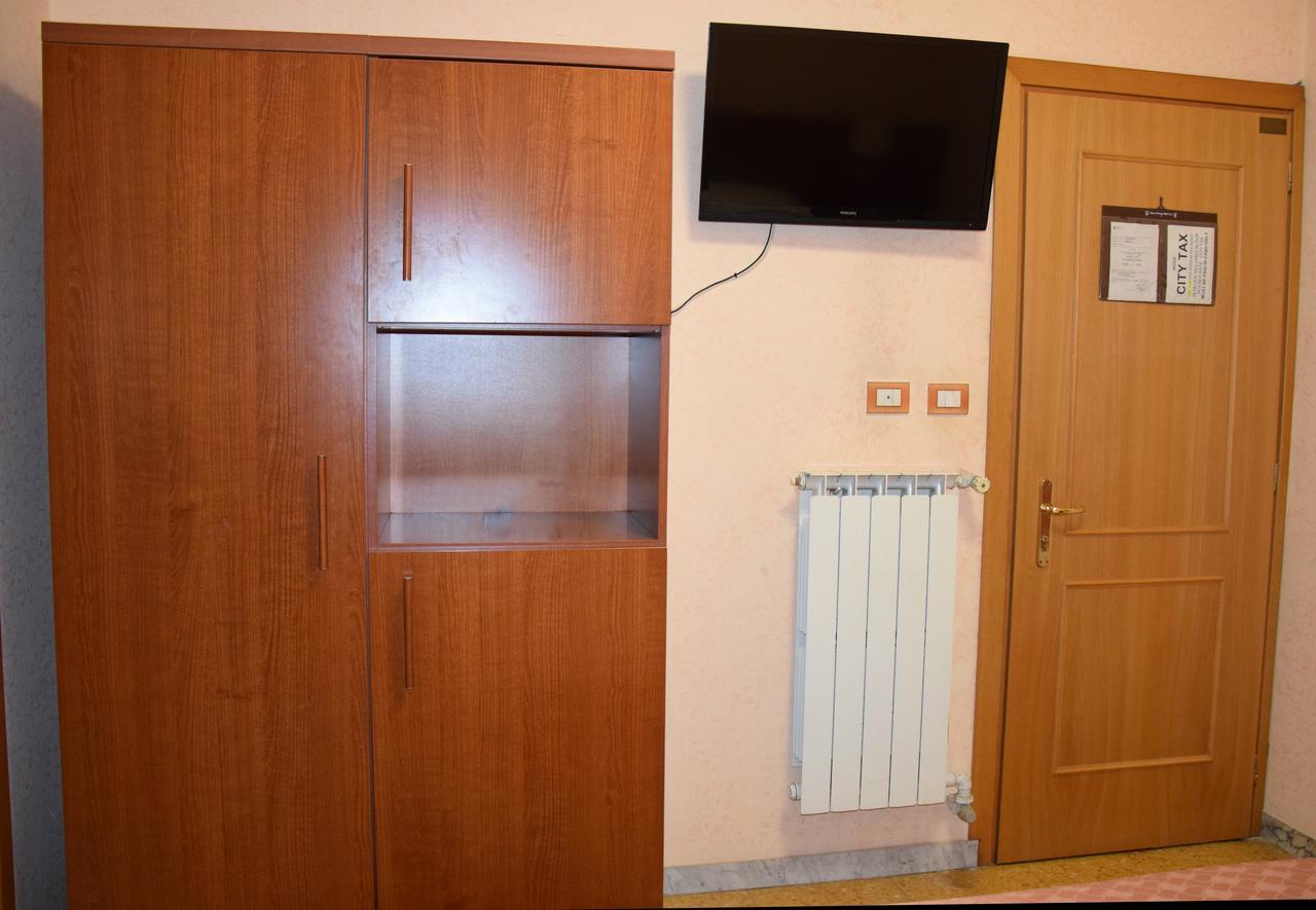 Hotel Bruna Rome Luaran gambar