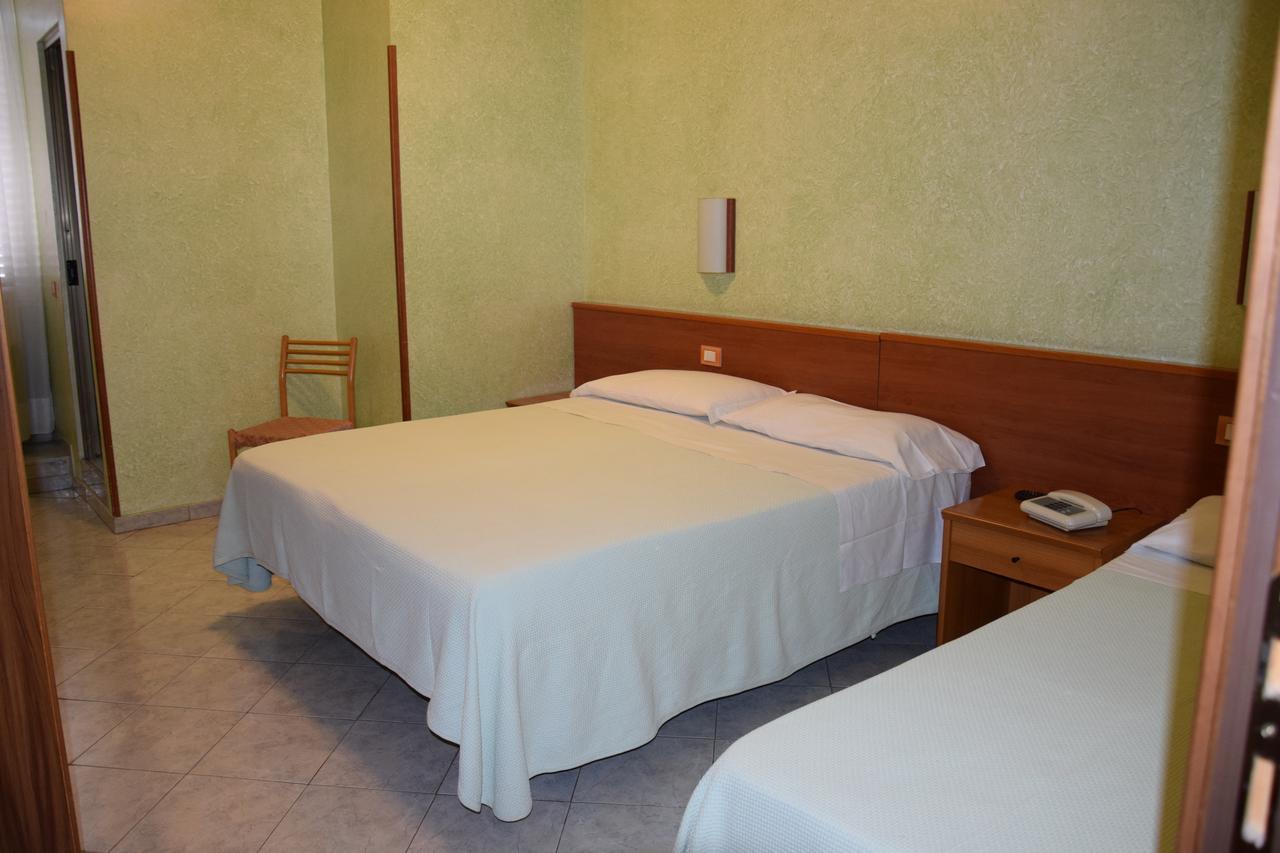 Hotel Bruna Rome Luaran gambar