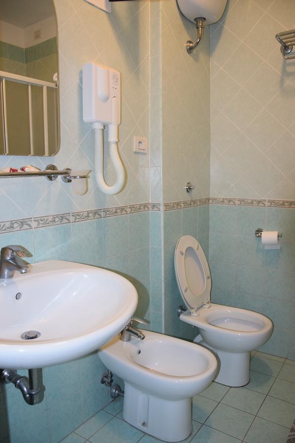 Hotel Bruna Rome Luaran gambar