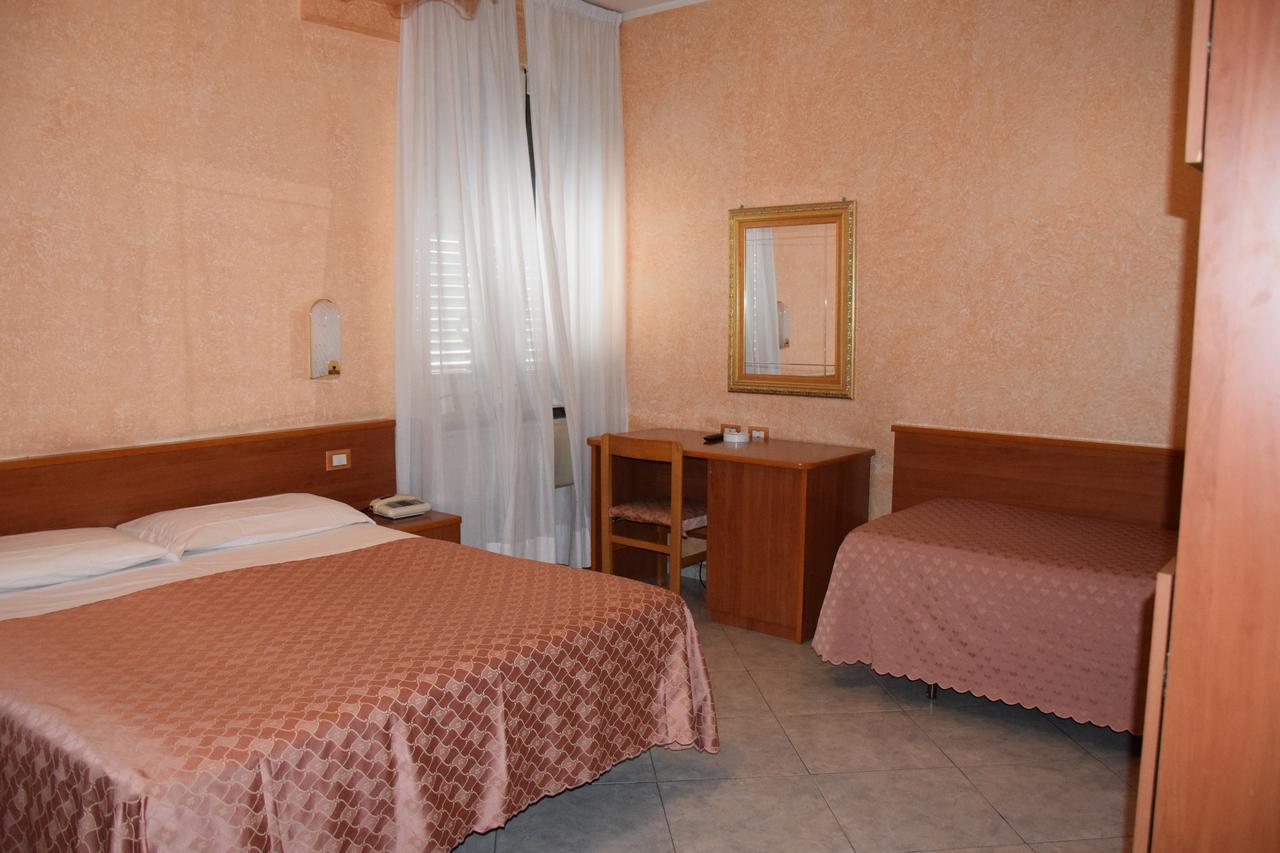 Hotel Bruna Rome Luaran gambar