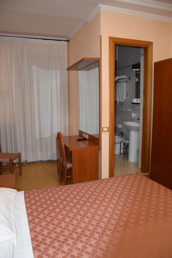 Hotel Bruna Rome Luaran gambar