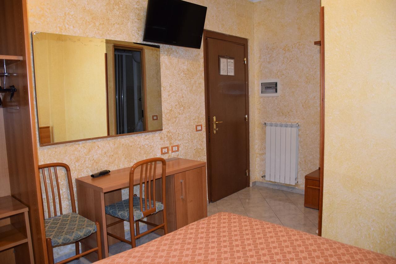 Hotel Bruna Rome Luaran gambar